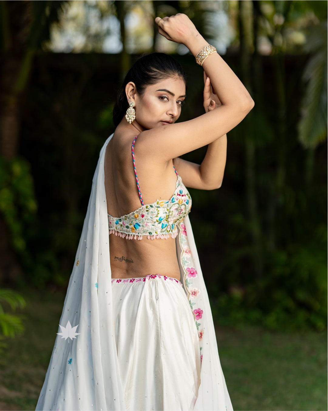 Pearl’s Embrace – Multi-Thread Floral Embroidered Lehenga Set
