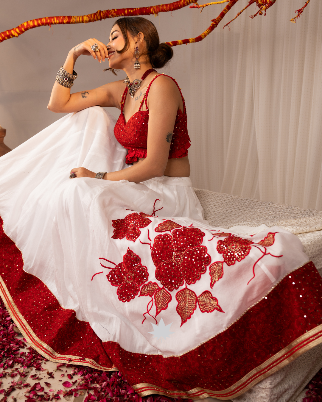 Shwet Gulnaar | Premium Heritage Navratri Chaniya Choli