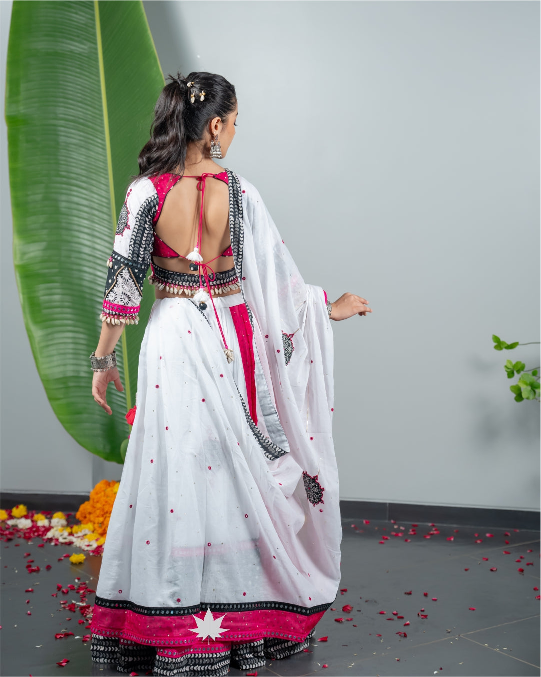 Noorani Nazakat – White & Pink Navratri Chaniya Choli