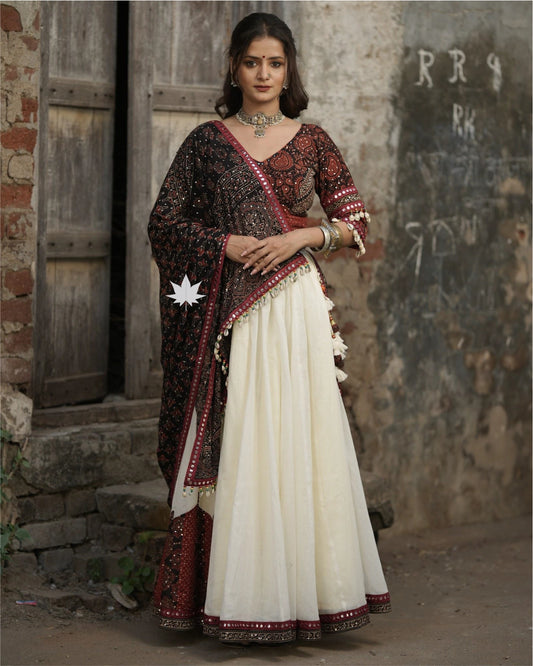 Maroon And White Navratri Chaniya Choli Set