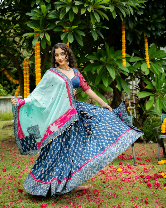 Vibrant Navy Pink Bandhani Chaniya Choli set