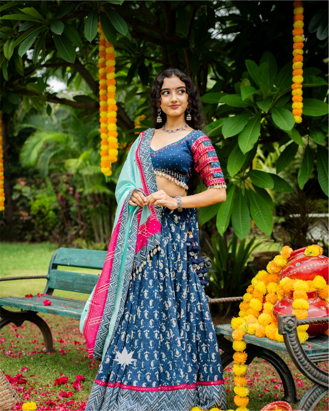 Vibrant Navy Pink Bandhani Chaniya Choli set