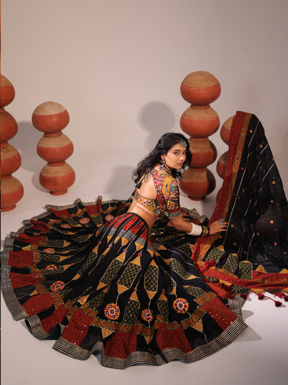 Kaali Kalakaari – Multicolour Heritage Chaniyacholi
