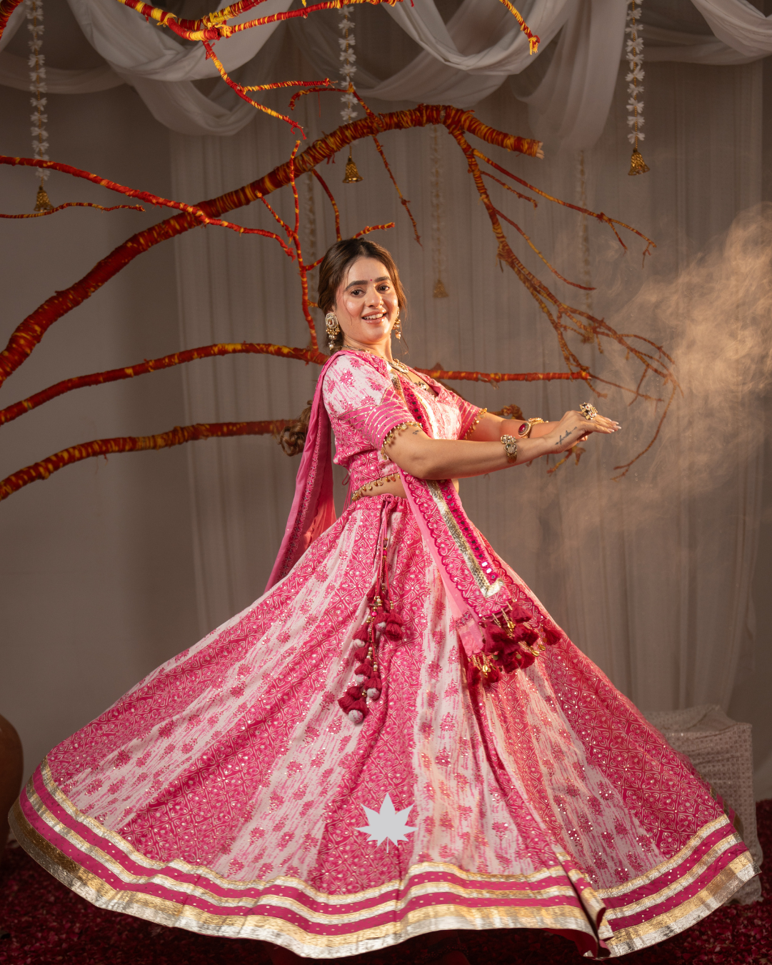 Komal Varnika | Premium Heritage Navratri Chaniya Choli
