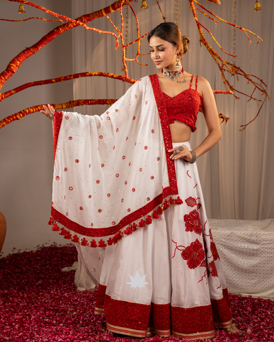 Shwet Gulnaar | Premium Heritage Navratri Chaniya Choli