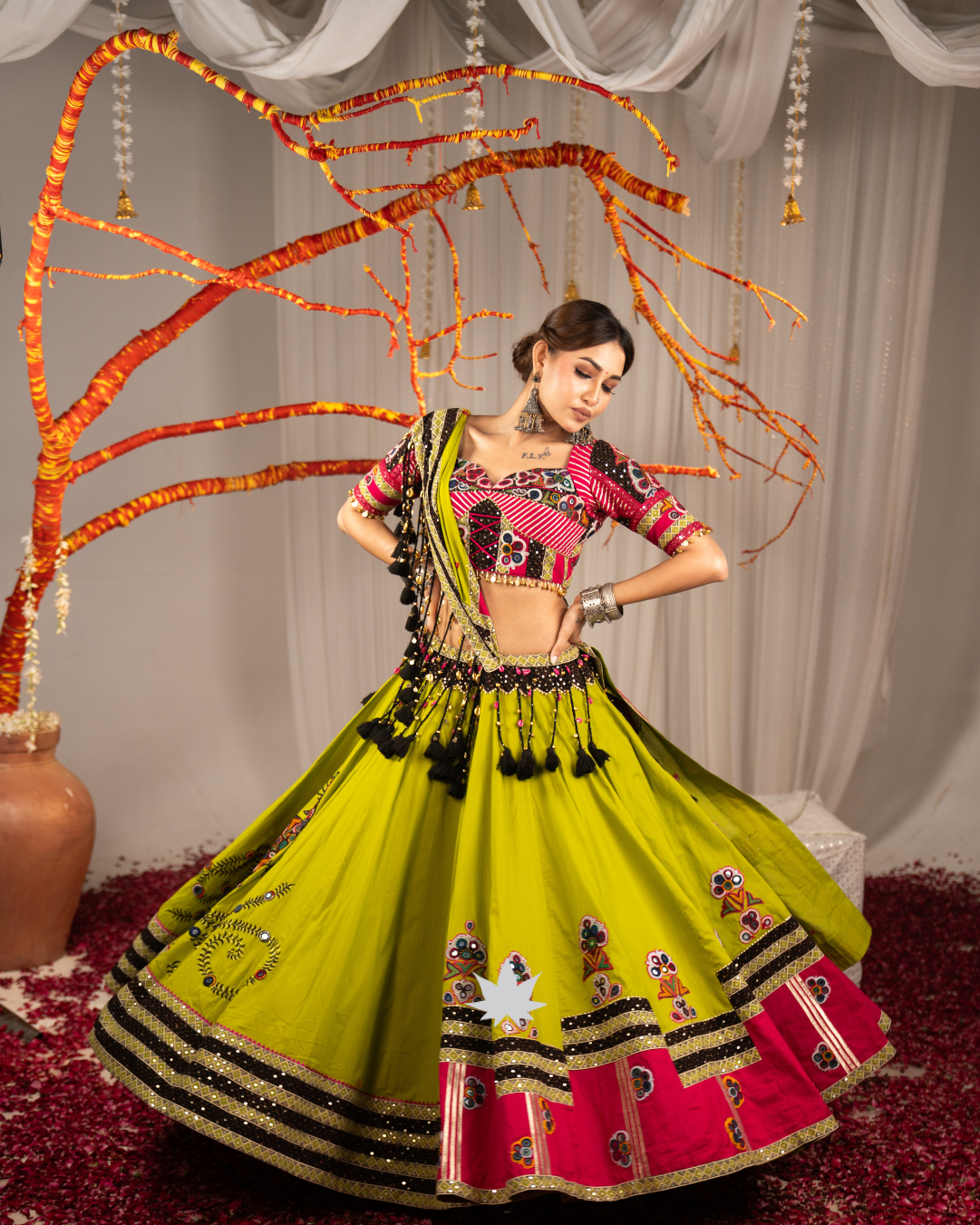 Pista Rangrez | Premium Heritage Navratri Chaniya Choli
